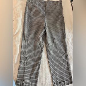 Anne Klein Pull-On slacks Size Medium